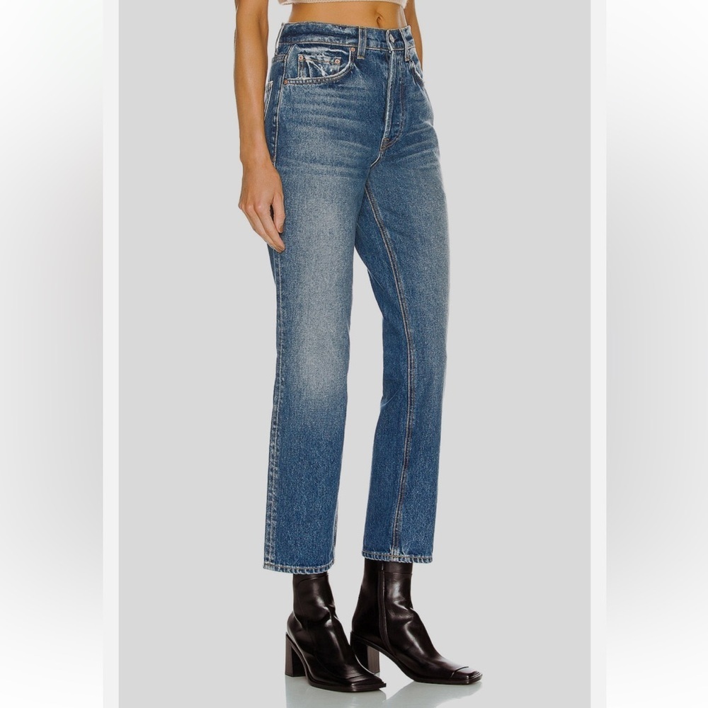 GRLFRND The Cassidy Mid Rise Straight Jeans 25